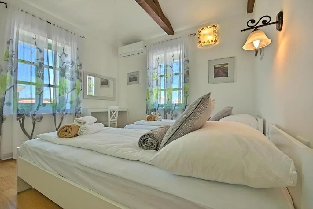 Villa Zeus By Istrialux Medulin Croatia